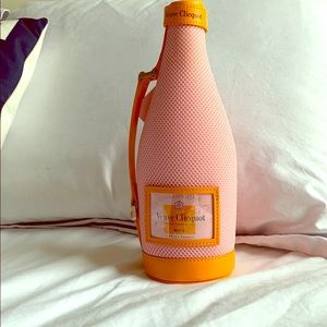 Veuve Cliquot Ice Jacket Rosé